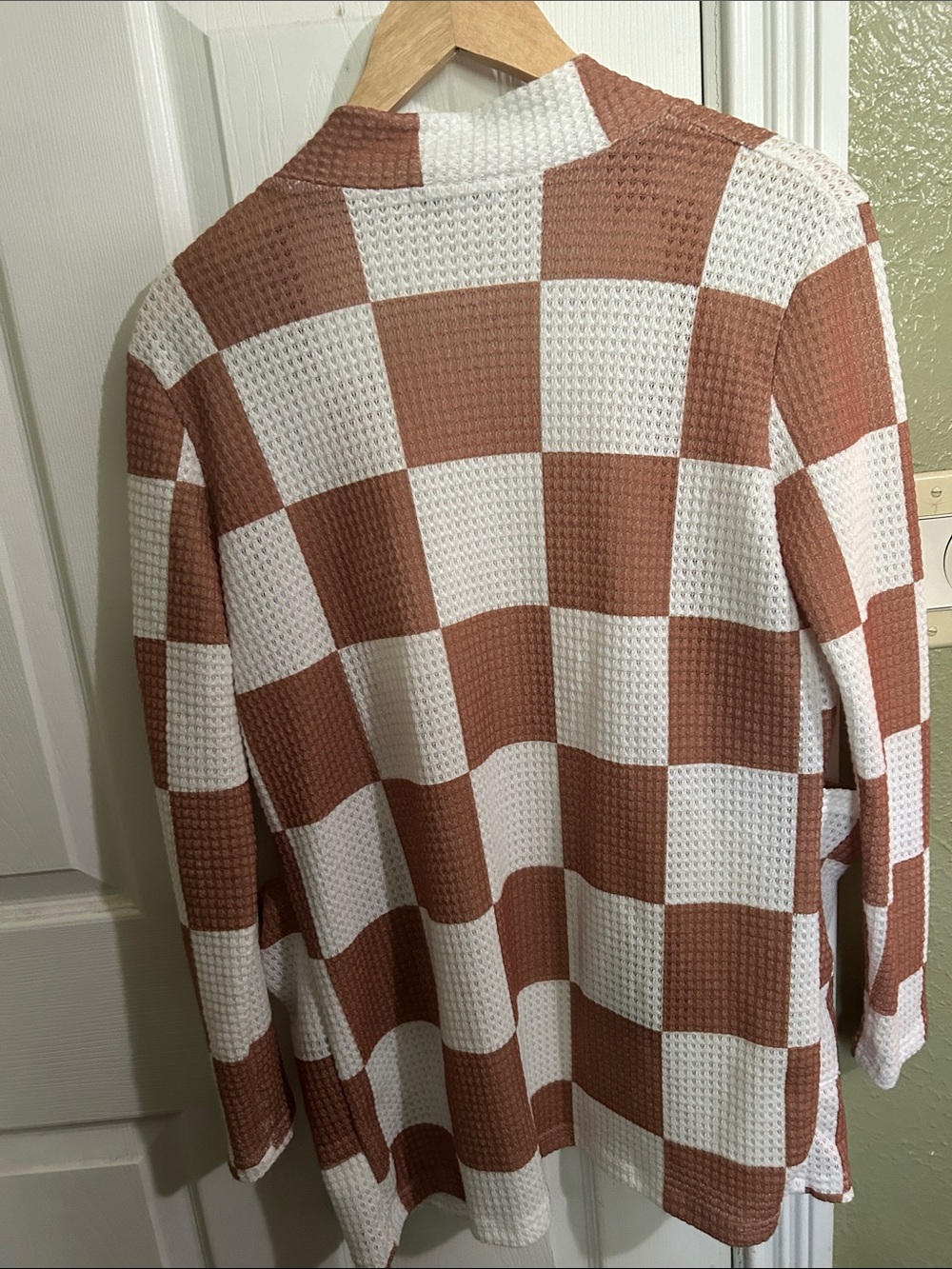 Blakeley Rust & White Checker Open-Front Cardigan - Picture 3 of 4